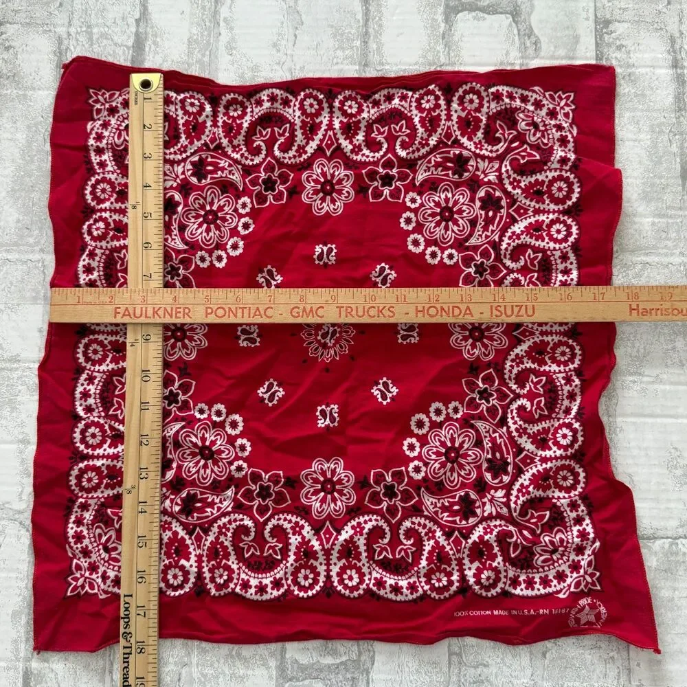 VTG Bandanna Made In USA Red Paisley 100% Cotton Americana Biker